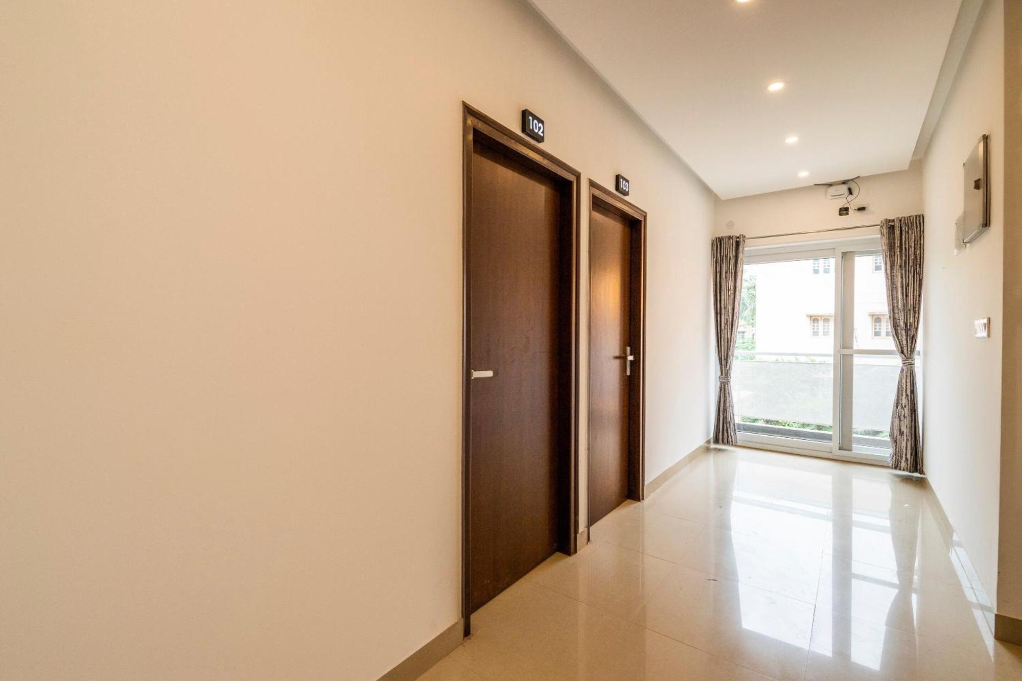 Super Townhouse Hebbal Otel Bangalore Dış mekan fotoğraf